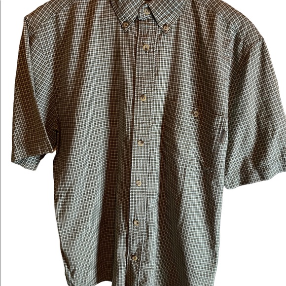 NWT Men’s Woolrich Button down size Medium - Picture 3 of 7